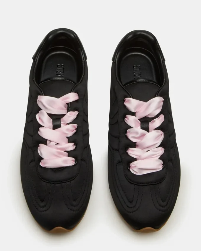 Abbi svart satin Abbi svart satin