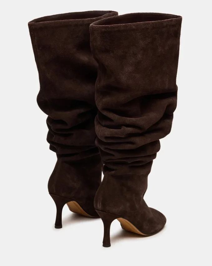 Allison i brunt mocka