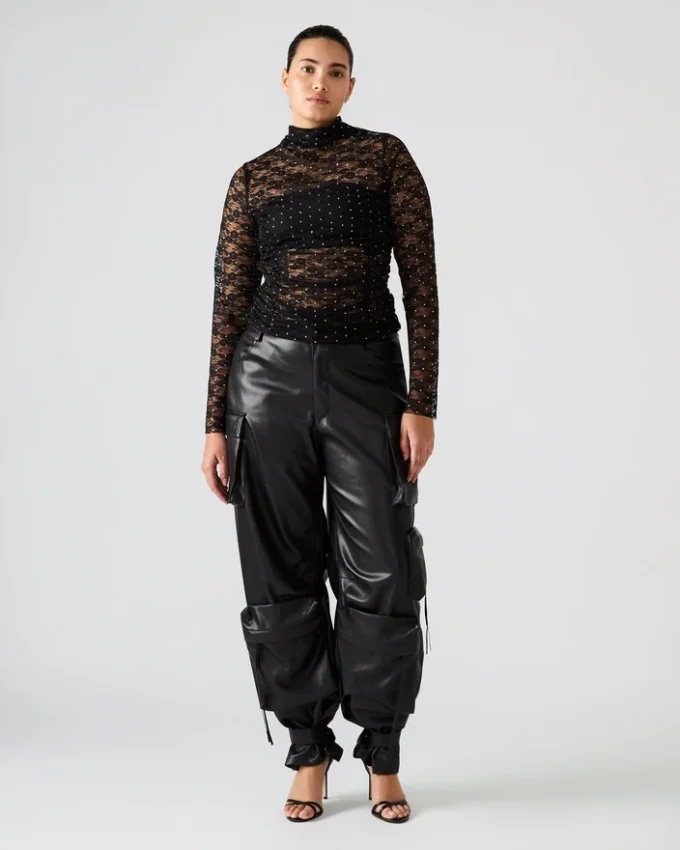 Baylee-top i svart Baylee-top i svart