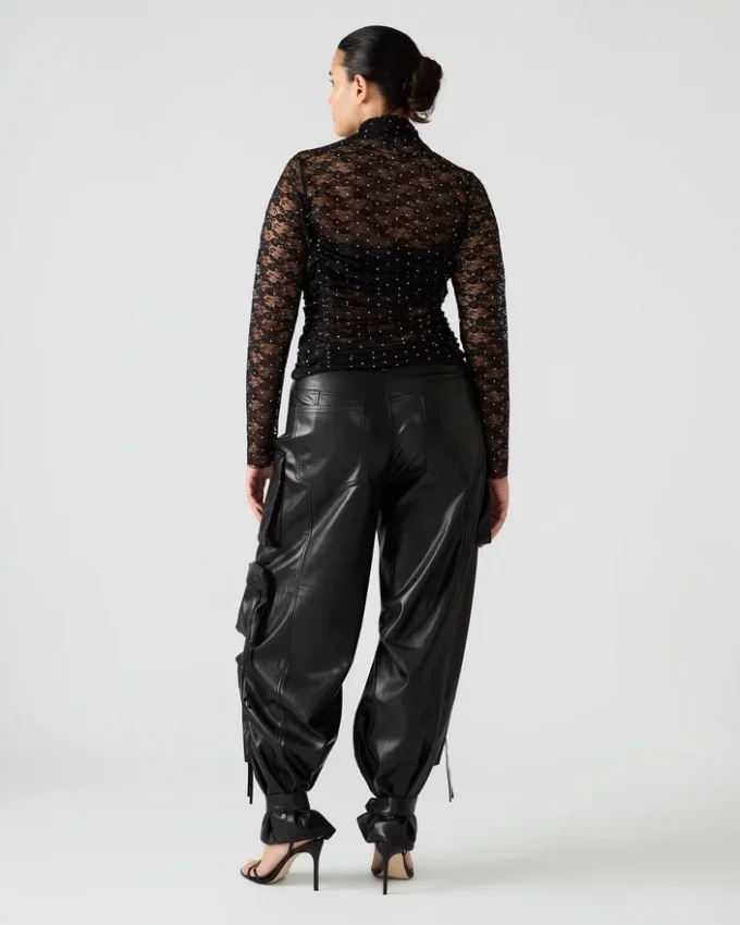 Baylee-top i svart Baylee-top i svart