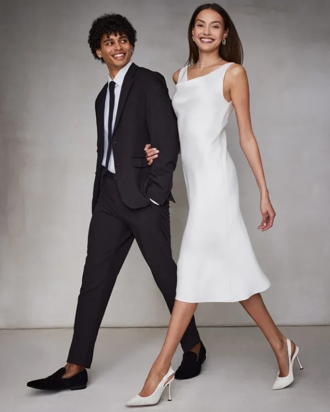 Bri Vit spets med pärlor