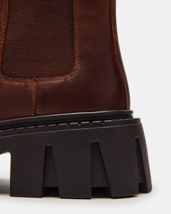 Charges Brown Distressed