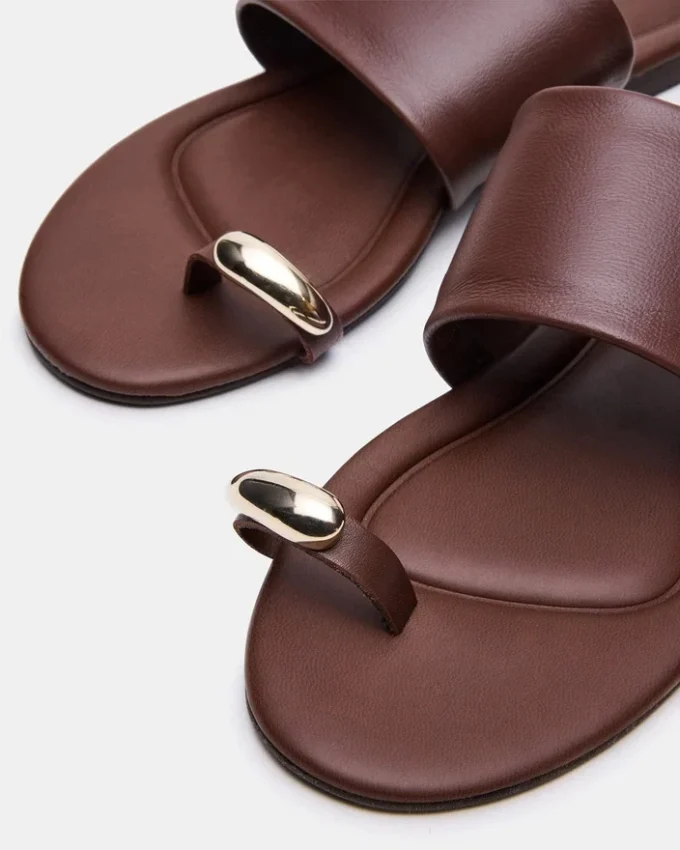 Dekadent brunt läder Dekadent brunt läder