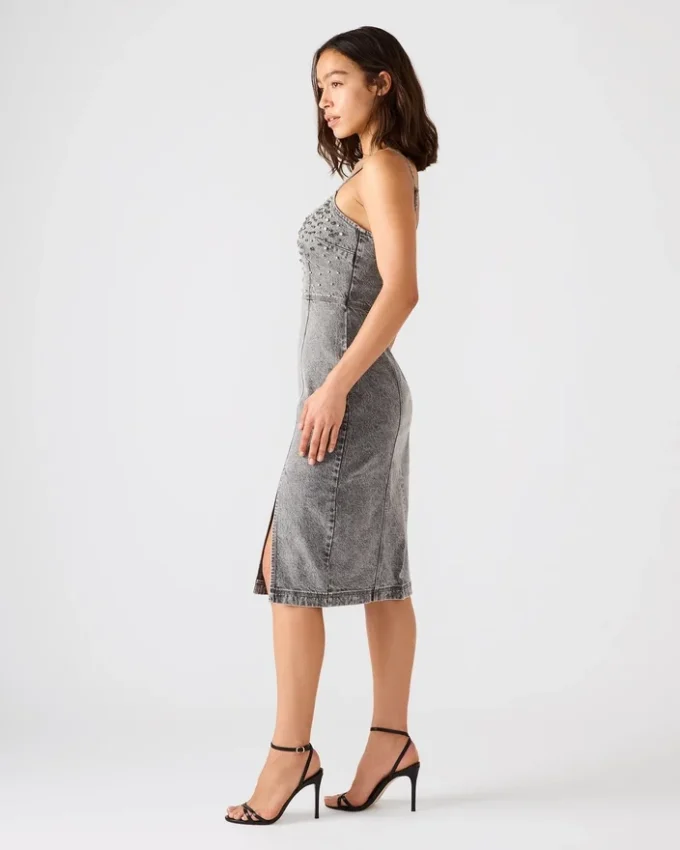 Dekorerad Giselle-jeansklänning Fog Dekorerad Giselle-jeansklänning Fog