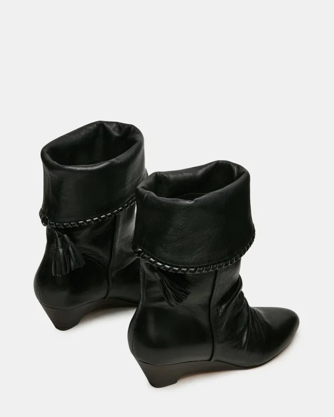 Enaya svart läder Enaya svart läder