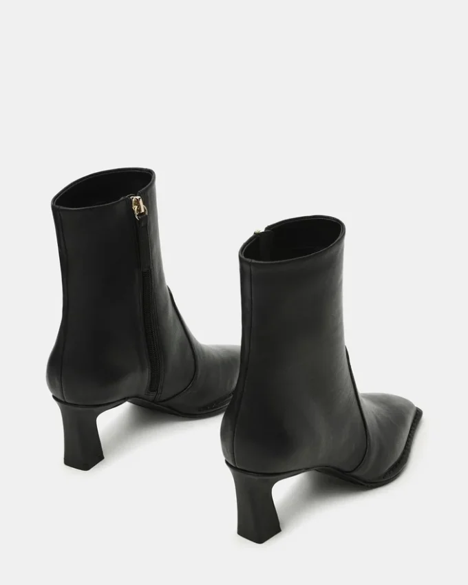 Fare svart läder Fare svart läder