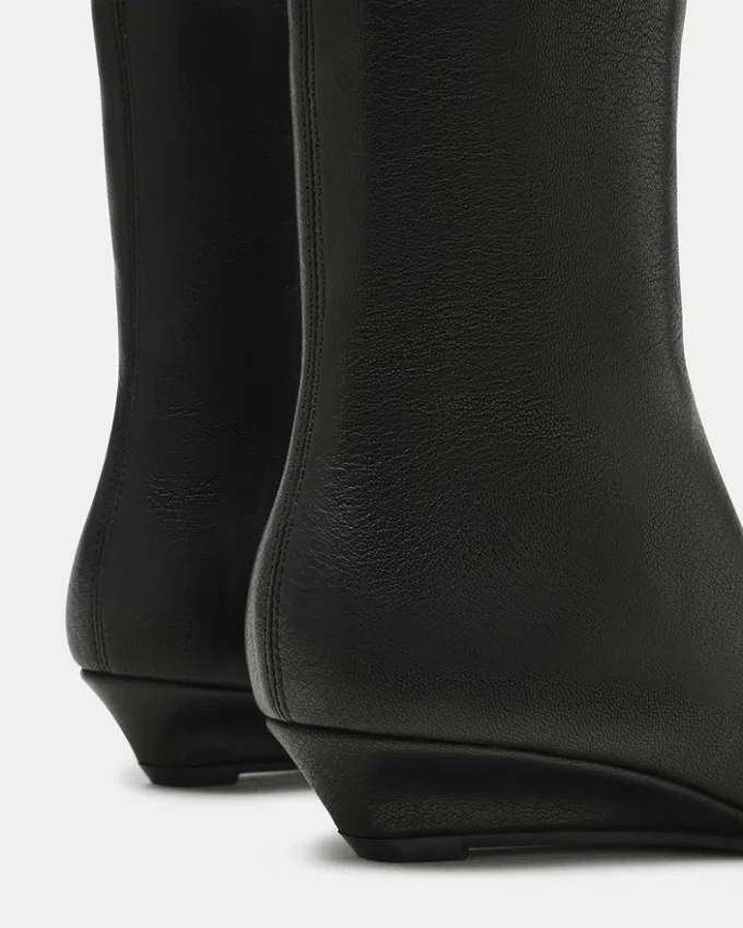 Flaire svart läder Flaire svart läder