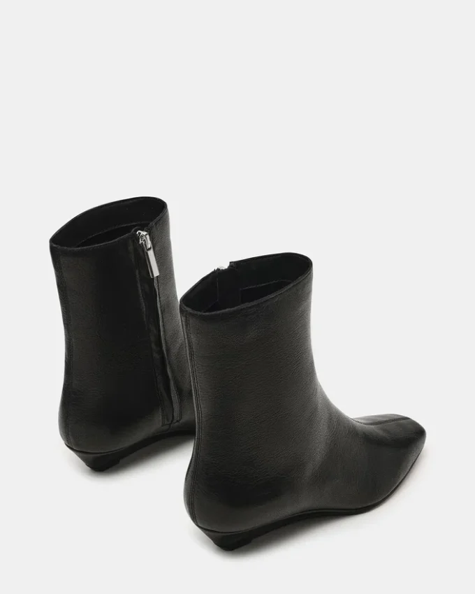 Flaire svart läder Flaire svart läder