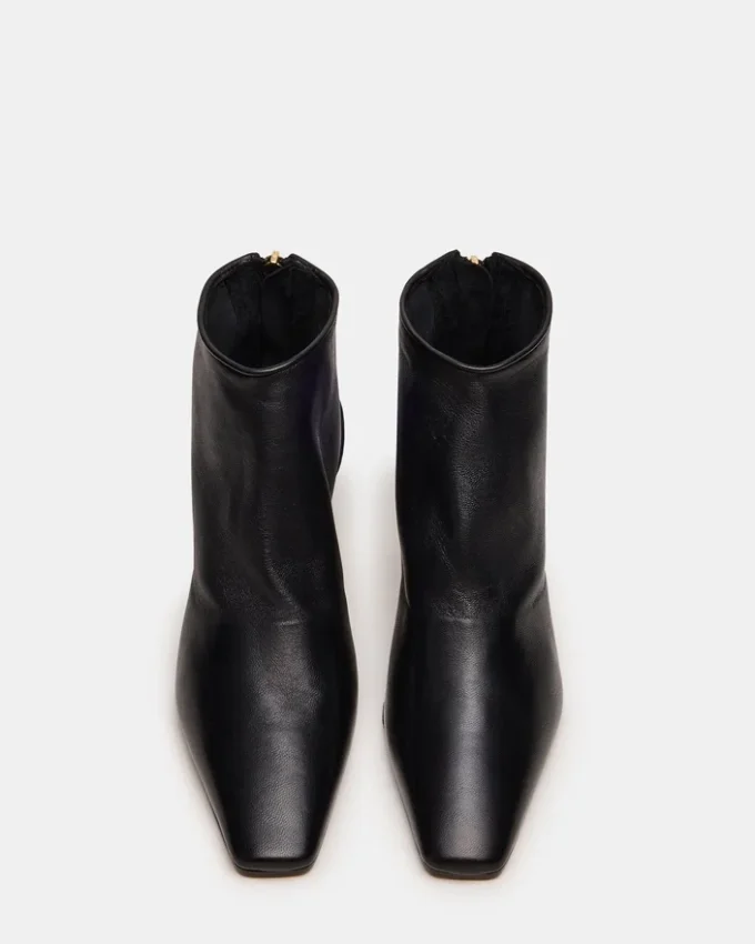 Juno svart läder Juno svart läder