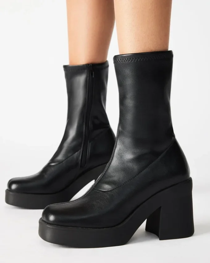 Klayton svart Klayton svart