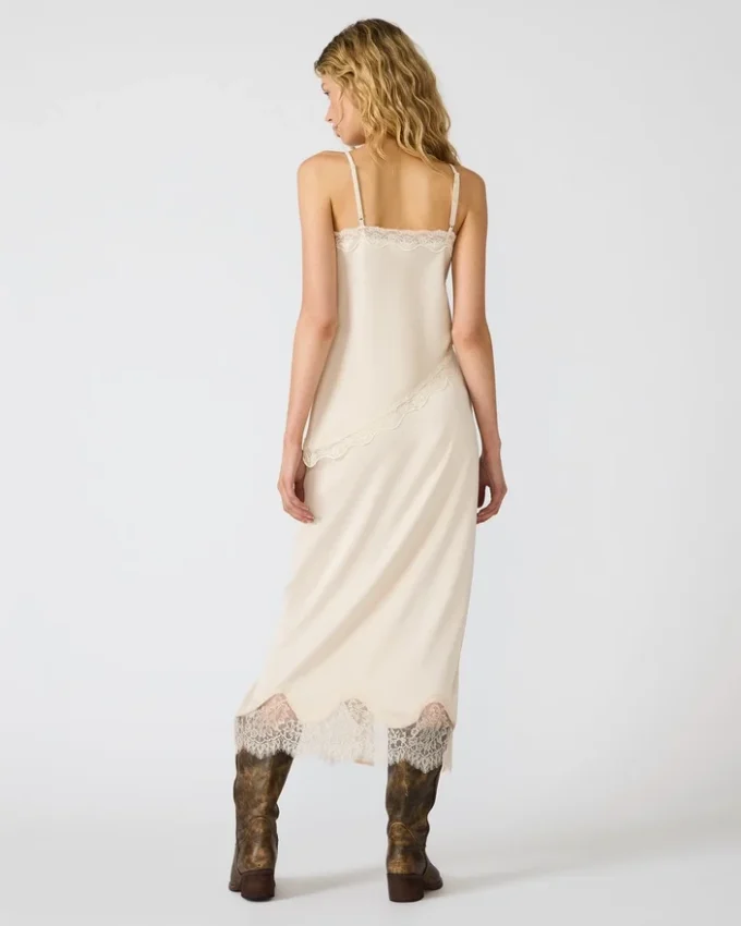 Lakely-top i elfenben Lakely-top i elfenben