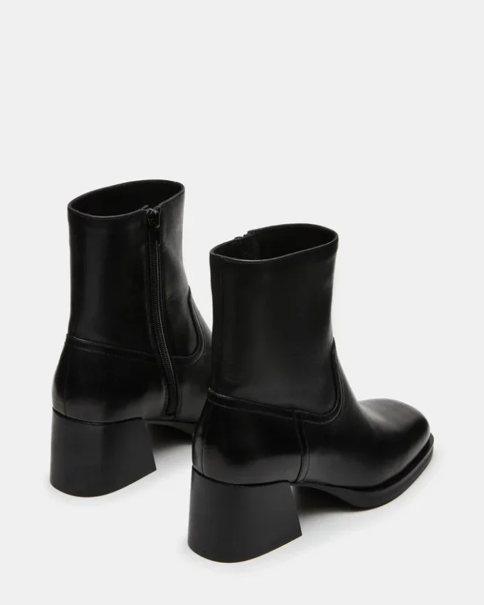 Latches svart läder