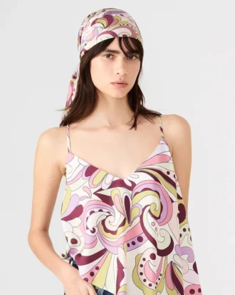 Lavendelfärgad mönstrad scarf