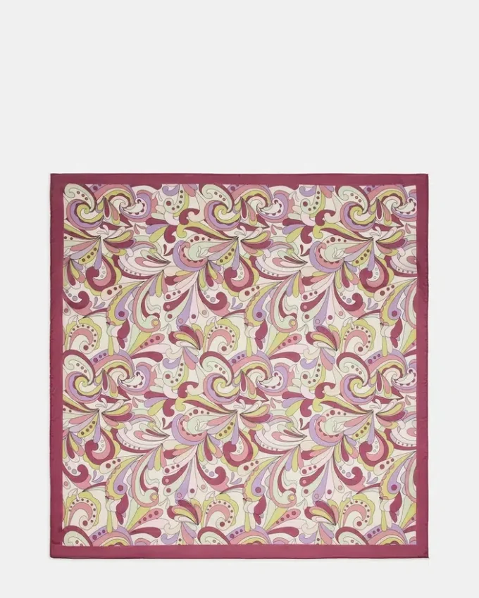 Lavendelfärgad mönstrad scarf