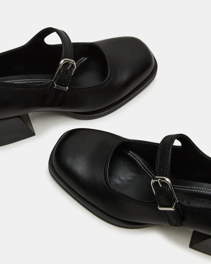 Lisbon svart läder Lisbon svart läder