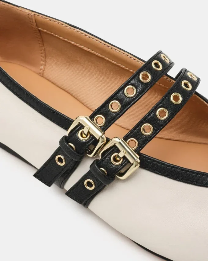 Lydia Cap Bone Black Lydia Cap Bone Black