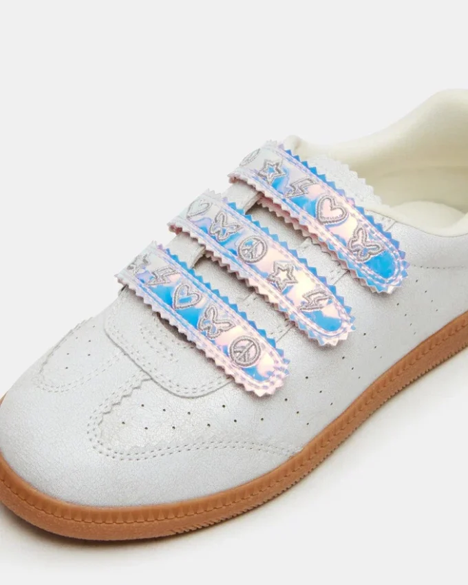 Momentum för barn i benvitt tyg Momentum för barn i benvitt tyg