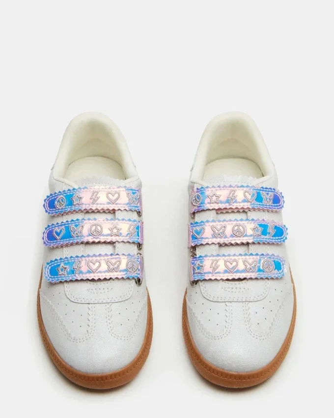 Momentum för barn i benvitt tyg Momentum för barn i benvitt tyg