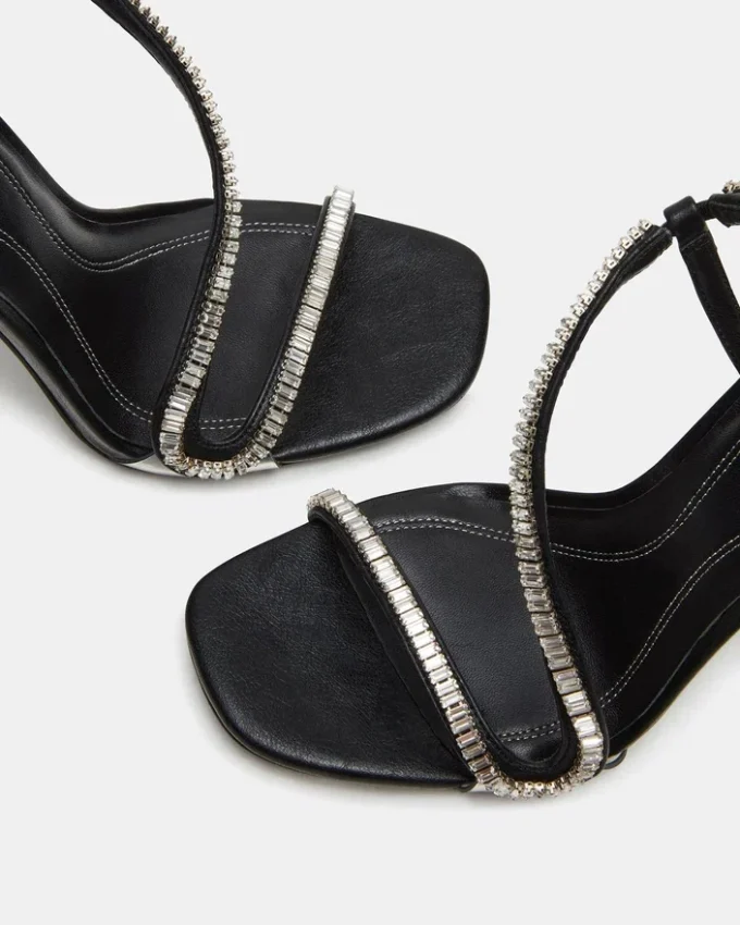 Nessa Svart Nessa Svart