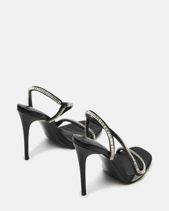 Nessa Svart Nessa Svart