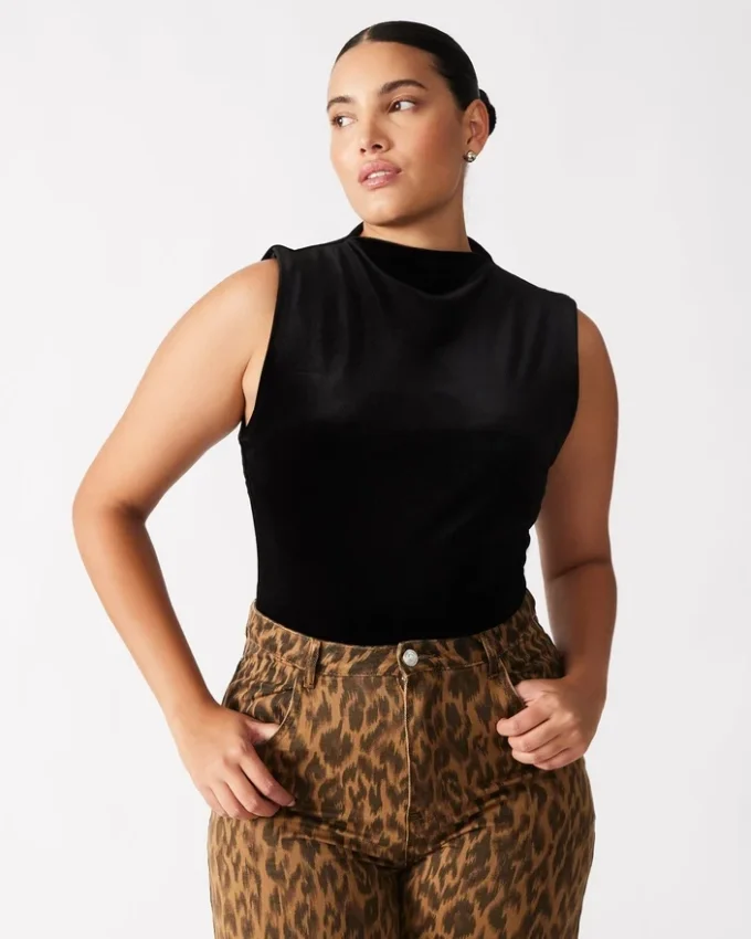 Nikola bodysuit svart