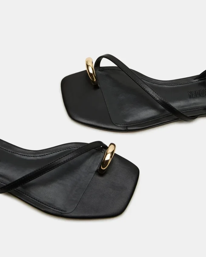 Odyssey svart läder Odyssey svart läder