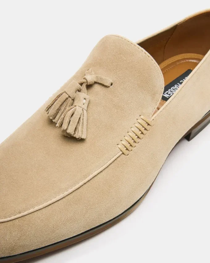Ondre Sand Suede