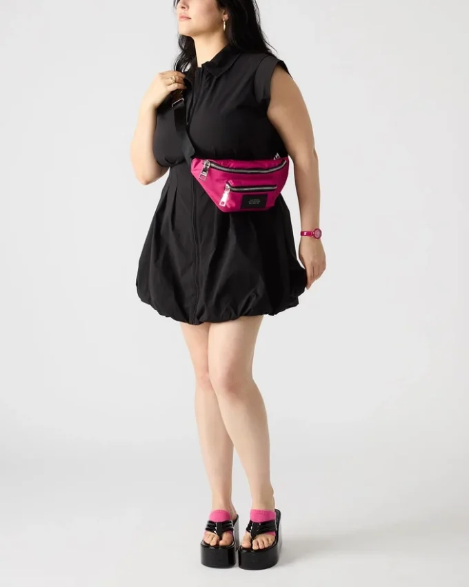 Remix-väska i fuchsia