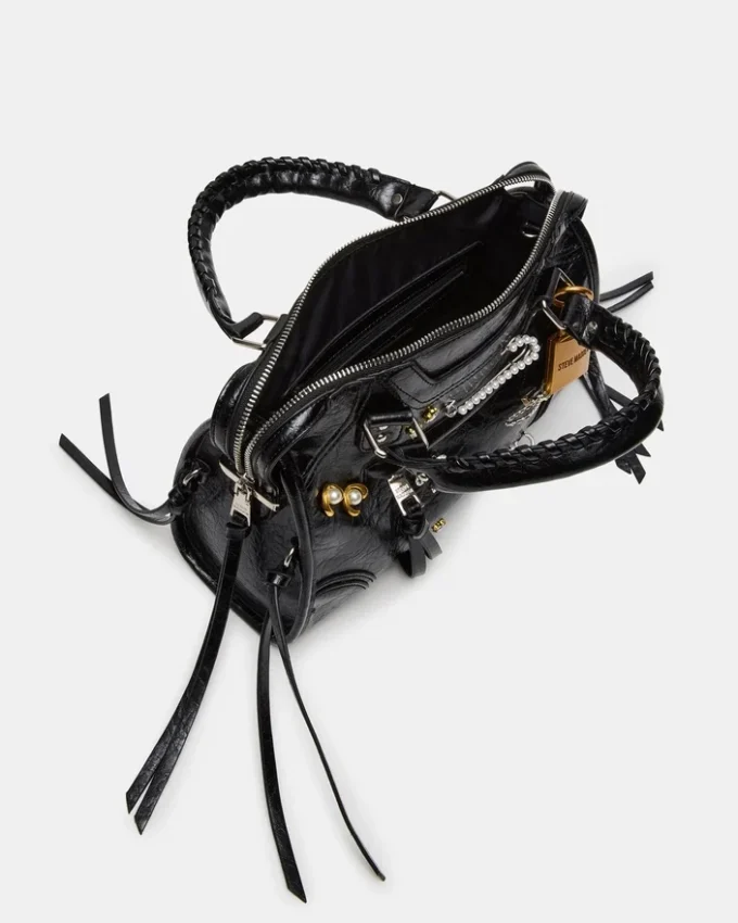 Riggs-väska med dekorationer, svart, sliten