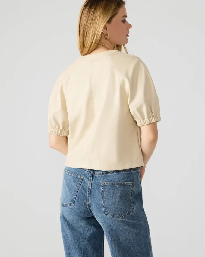 Roxanne-top i benvitt