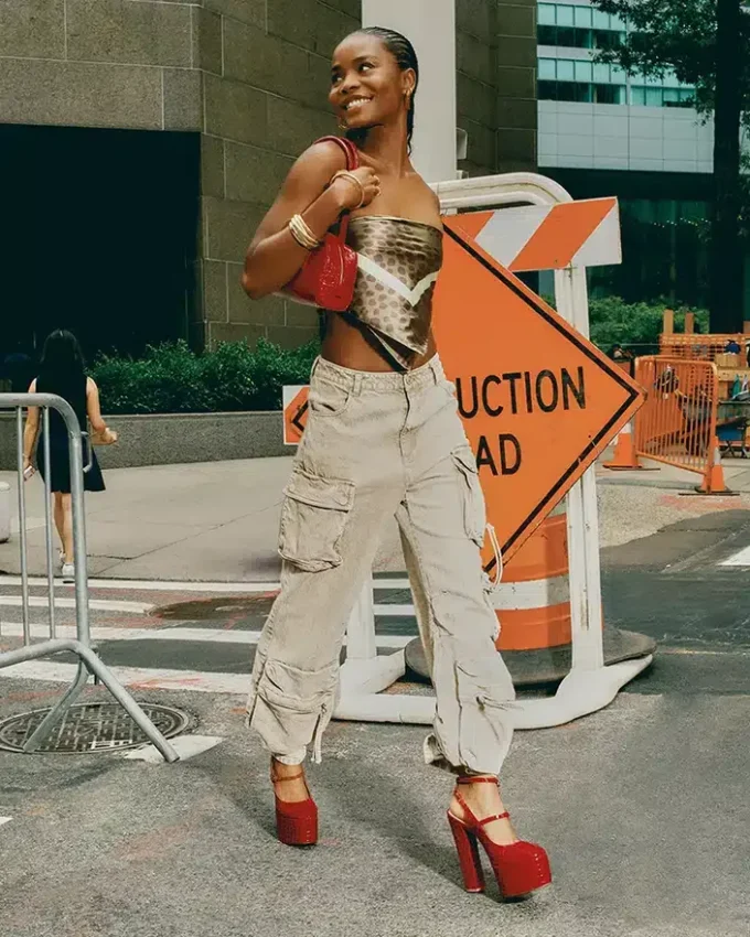 Scotlyn röd krokodil