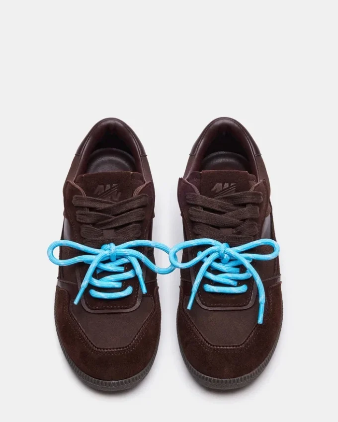 Sportig brun Sportig brun