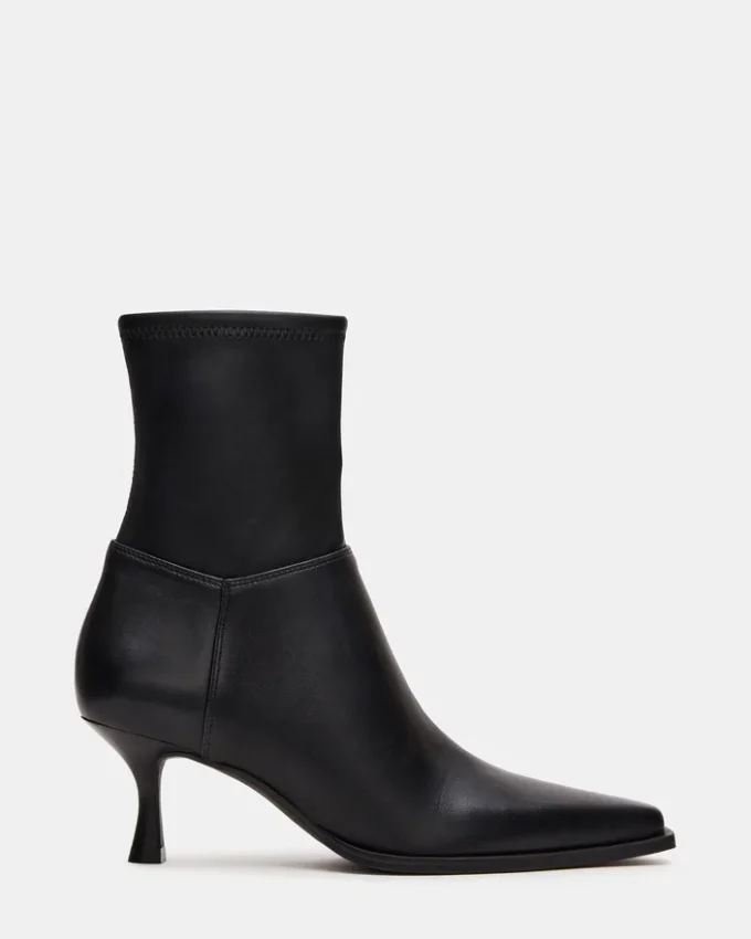 Stasia Svart Stasia Svart