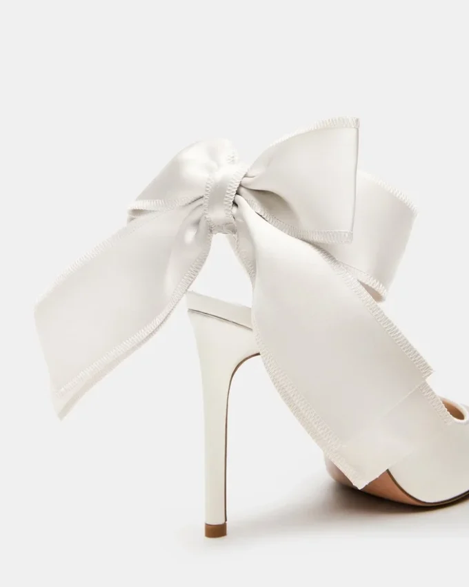 Teacup-elfenben Satin