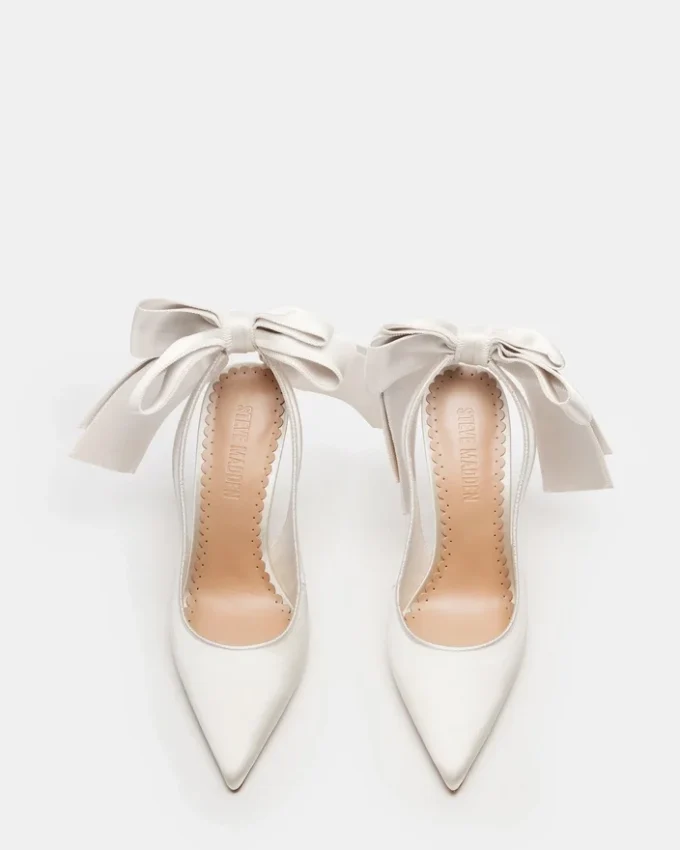 Teacup-elfenben Satin